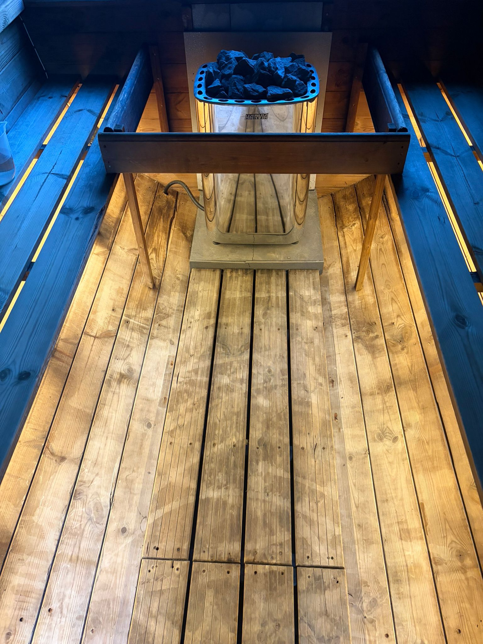 Bespoke Finnish sauna with Harvia Club stove